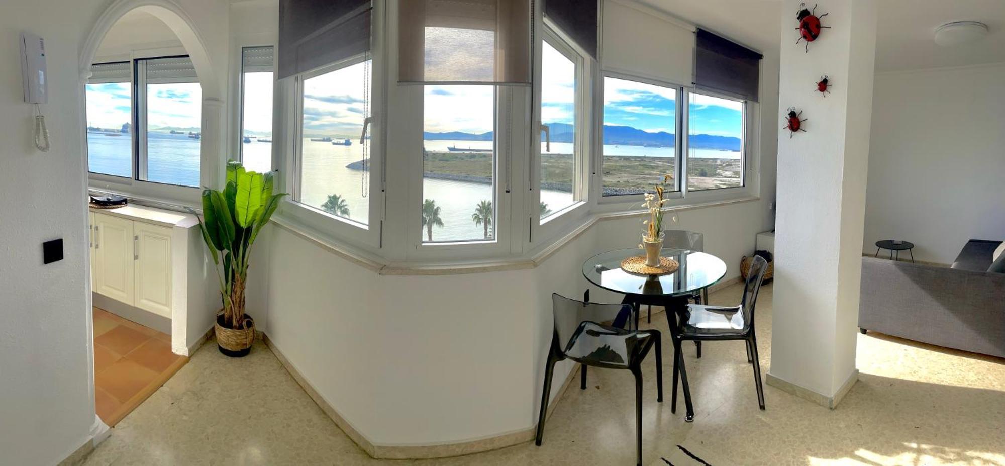 Vistas Roca Mar Apartment La Linea de la Concepcion Exterior photo